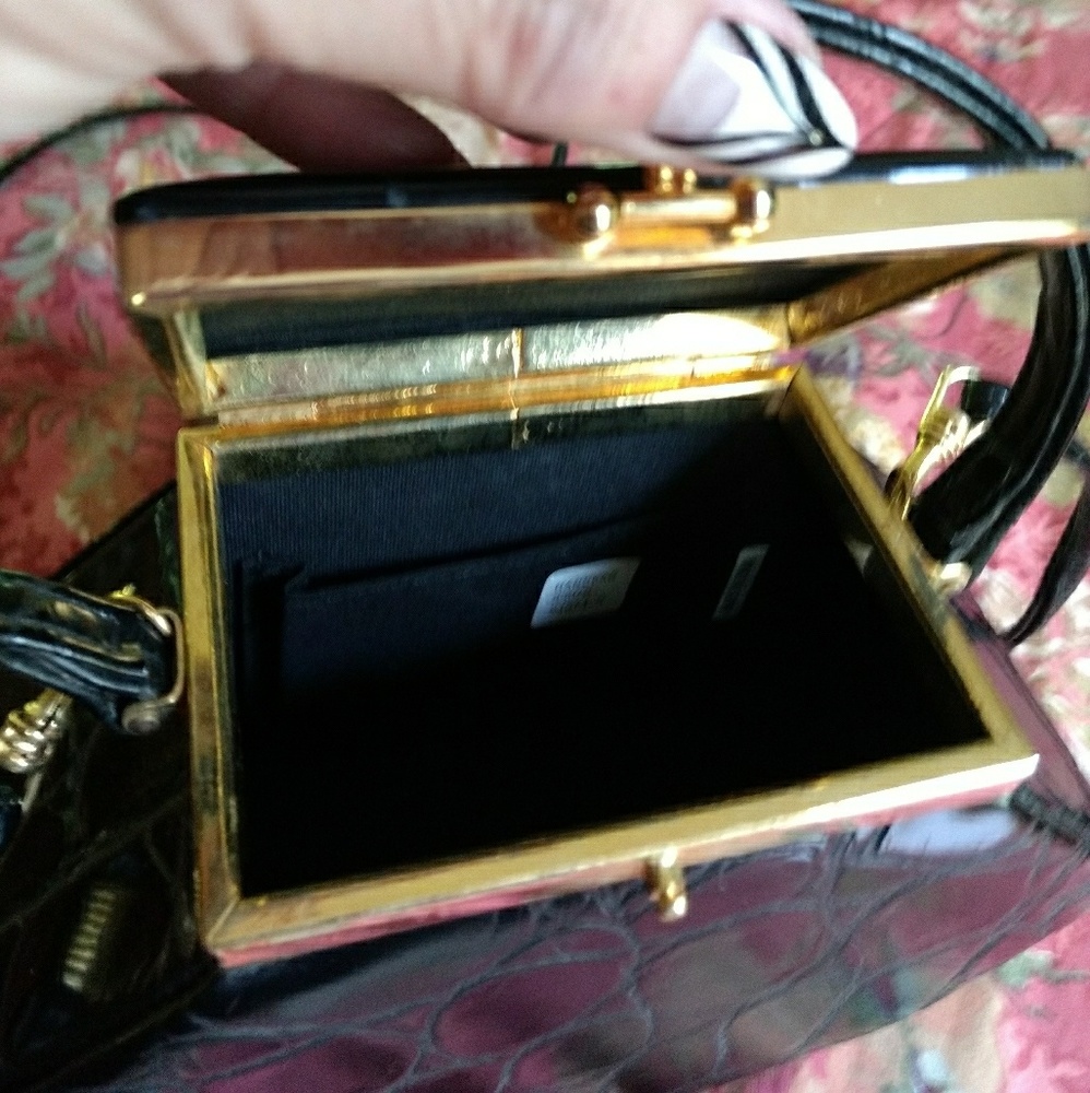 Vintage purse ooh fabulous
